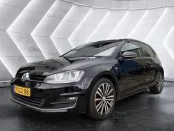 Zwart Gebruikt 2013 VW Golf VII Highline Hatchback | € 5.940 (Goede deal)