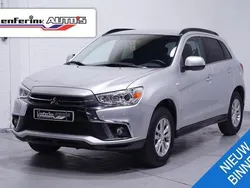 Grijs, metallic lak Gebruikt 2019 Mitsubishi ASX Intense SUV | € 17.750 (Eerlijke prijs)