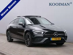 Zwart Gebruikt 2023 Mercedes CLA250e Shooting Brake AMG line Stationwagen | € 36.450 (Eerlijke prijs)