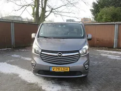 Grijs Gebruikt 2015 Opel Vivaro Van | € 7.550 (Eerlijke prijs)