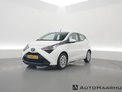 Wit Gebruikt 2022 Toyota Aygo X-play Hatchback | € 11.650 (Super prijs)