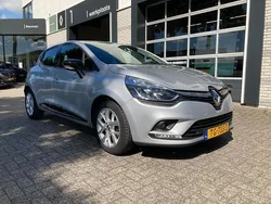 Grijs Gebruikt 2018 Renault Clio IV LIMITED Hatchback | € 10.450 (Eerlijke prijs)