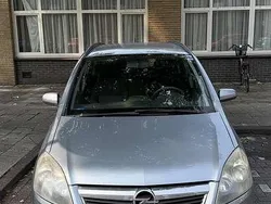Grijs Gebruikt 2005 Opel Zafira Enjoy MPV | € 2.250 (Iets duurder)