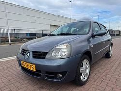 Blauw Gebruikt 2007 Renault Clio R.S. Campus Hatchback | € 1.999 (Eerlijke prijs)