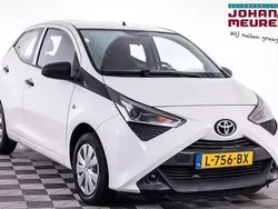 Wit Gebruikt 2021 Toyota Aygo Hatchback | € 9.900 (Goede deal)