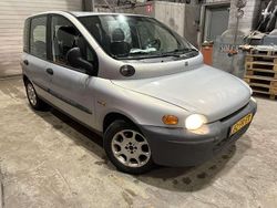 Grijs Gebruikt 2000 Fiat Multipla MPV | € 1.950