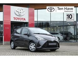 Grijs Gebruikt 2019 Toyota Yaris Hybrid Active Hatchback | € 16.300 (Eerlijke prijs)