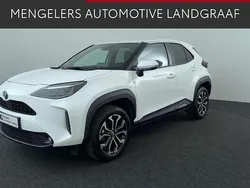 Wit Gebruikt 2022 Toyota Yaris Cross Edition SUV | € 26.950 (Eerlijke prijs)