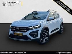 Wit Gebruikt 2021 Dacia Sandero Essentiel Hatchback | € 14.950 (Eerlijke prijs)