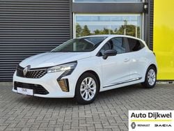 Hatchback Gebruikt 2024 Renault Clio V Evolution Hatchback | € 22.950 (Eerlijke prijs)