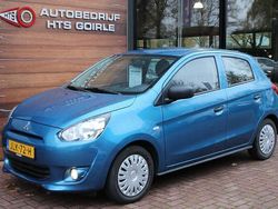 Blauw Gebruikt 2015 Mitsubishi Space Star Hatchback | € 5.850 (Eerlijke prijs)