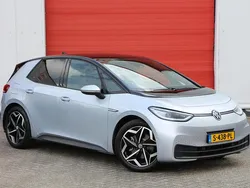 Grijs, metallic lak Gebruikt 2023 VW ID.3 Pro Hatchback | € 29.950