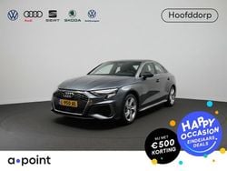 Grijs Gebruikt 2021 Audi A3 S-Line Sedan | € 26.949 (Eerlijke prijs)