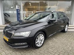 Zwart Gebruikt 2020 Skoda Superb Business Line Stationwagen | € 17.950 (Goede deal)