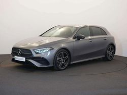 Zwart Gebruikt 2024 Mercedes A200 AMG line Sedan | € 34.490 (Eerlijke prijs)