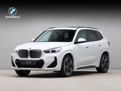 Wit Nieuw 2025 BMW iX1 M Sport SUV | € 60.740 (Goede deal)