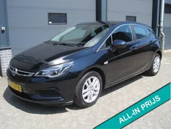 Blauw Gebruikt 2018 Opel Astra Business Hatchback | € 11.949 (Iets duurder)