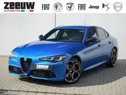 Blauw Gebruikt 2023 Alfa Romeo Giulia Competizione Sedan | € 58.900 (Eerlijke prijs)