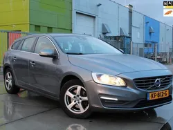 Grijs Gebruikt 2016 Volvo V60 Stationwagen | € 10.450 (Eerlijke prijs)