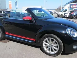 Zwart, metallic lak Gebruikt 2015 VW Beetle Design Cabriolet | € 14.950 (Eerlijke prijs)