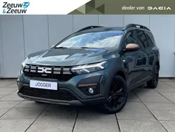 Cedar green Nieuw 2025 Dacia Jogger Extreme MPV | € 30.095 (Iets duurder)