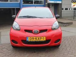 Rood Gebruikt 2010 Toyota Aygo Hatchback | € 3.000 (Goede deal)