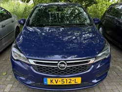 Blauw Gebruikt 2016 Opel Astra Business Hatchback | € 7.500 (Eerlijke prijs)