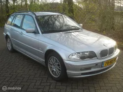 Grijs Gebruikt 2002 BMW 320 Executive Stationwagen | € 1.150