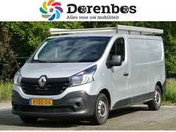 Grijs Gebruikt 2017 Renault Trafic Komfort Van | € 13.850 (Iets duurder)