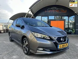 Grijs, metallic lak Gebruikt 2019 Nissan Leaf Tekna Hatchback | € 15.280 (Eerlijke prijs)