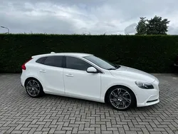 Wit, andere lak Gebruikt 2012 Volvo V40 R-Design Stationwagen | € 11.900 (Eerlijke prijs)