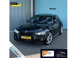 Zwart Gebruikt 2018 BMW 318 M Sport Sedan | € 20.750 (Duur)