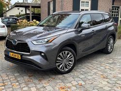 Grijs Gebruikt 2021 Toyota Highlander Executive SUV | € 48.888