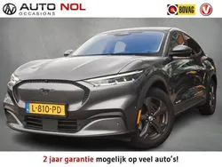 Grijs, metallic lak Gebruikt 2021 Ford Mustang Mach-E SUV | € 27.450 (Iets duurder)