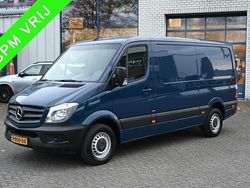 Blauw Gebruikt 2017 Mercedes Sprinter Van | € 18.950 (Eerlijke prijs)