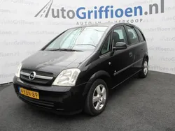 Zwart Gebruikt 2005 Opel Meriva Essentia MPV | € 1.990 (Eerlijke prijs)