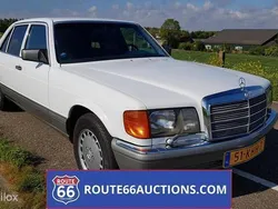 Wit Gebruikt 1987 Mercedes 560 Sedan | € 17.700