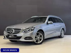 Grijs, metallic lak Gebruikt 2013 Mercedes E300 Avantgarde Stationwagen | € 12.800 (Goede deal)