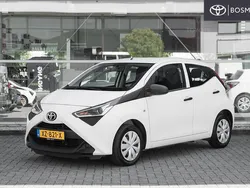 Wit Gebruikt 2019 Toyota Aygo Hatchback | € 10.549 (Eerlijke prijs)