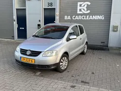 Grijs Gebruikt 2009 VW Fox Trendline Hatchback | € 1.899 (Eerlijke prijs)