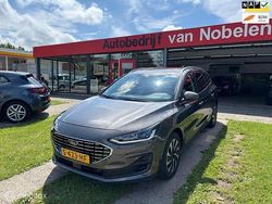Grijs Gebruikt 2023 Ford Focus Titanium X Stationwagen | € 19.950 (Goede deal)