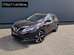 Paars, metallic lak Gebruikt 2017 Nissan Qashqai SUV | € 19.950