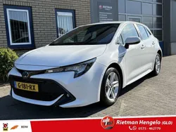 Wit Gebruikt 2019 Toyota Corolla Active Hatchback | € 19.900 (Eerlijke prijs)