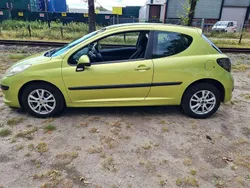 Groen Gebruikt 2007 Peugeot 207 Hatchback | € 700 (Eerlijke prijs)