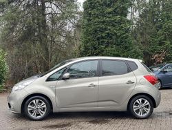 Grijs Gebruikt 2016 Kia Venga Hatchback | € 11.435 (Eerlijke prijs)