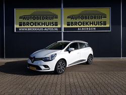 Wit Gebruikt 2019 Renault Clio GrandTour Intens Stationwagen | € 4.850 (Super prijs)
