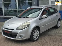 Grijs Gebruikt 2009 Renault Clio GrandTour Dynamique Stationwagen | € 2.450 (Goede deal)