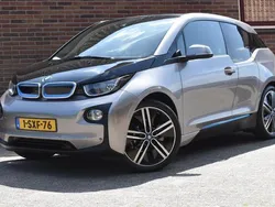 Grijs, metallic lak Gebruikt 2013 BMW i3 Basis Hatchback | € 8.949 (Eerlijke prijs)