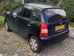 Zwart Gebruikt 2004 Kia Picanto EX Hatchback | € 1.000 (Eerlijke prijs)