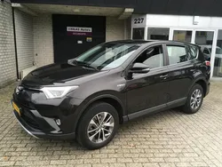 Bruin Gebruikt 2016 Toyota RAV4 Edition SUV | € 14.999 (Duur)